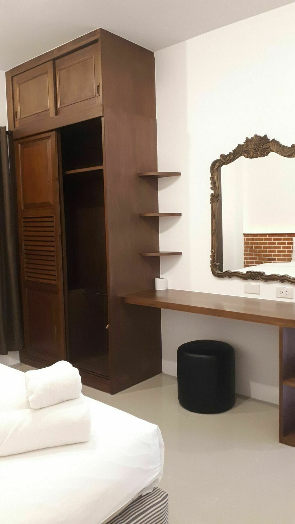 Baan Noppadol Loft