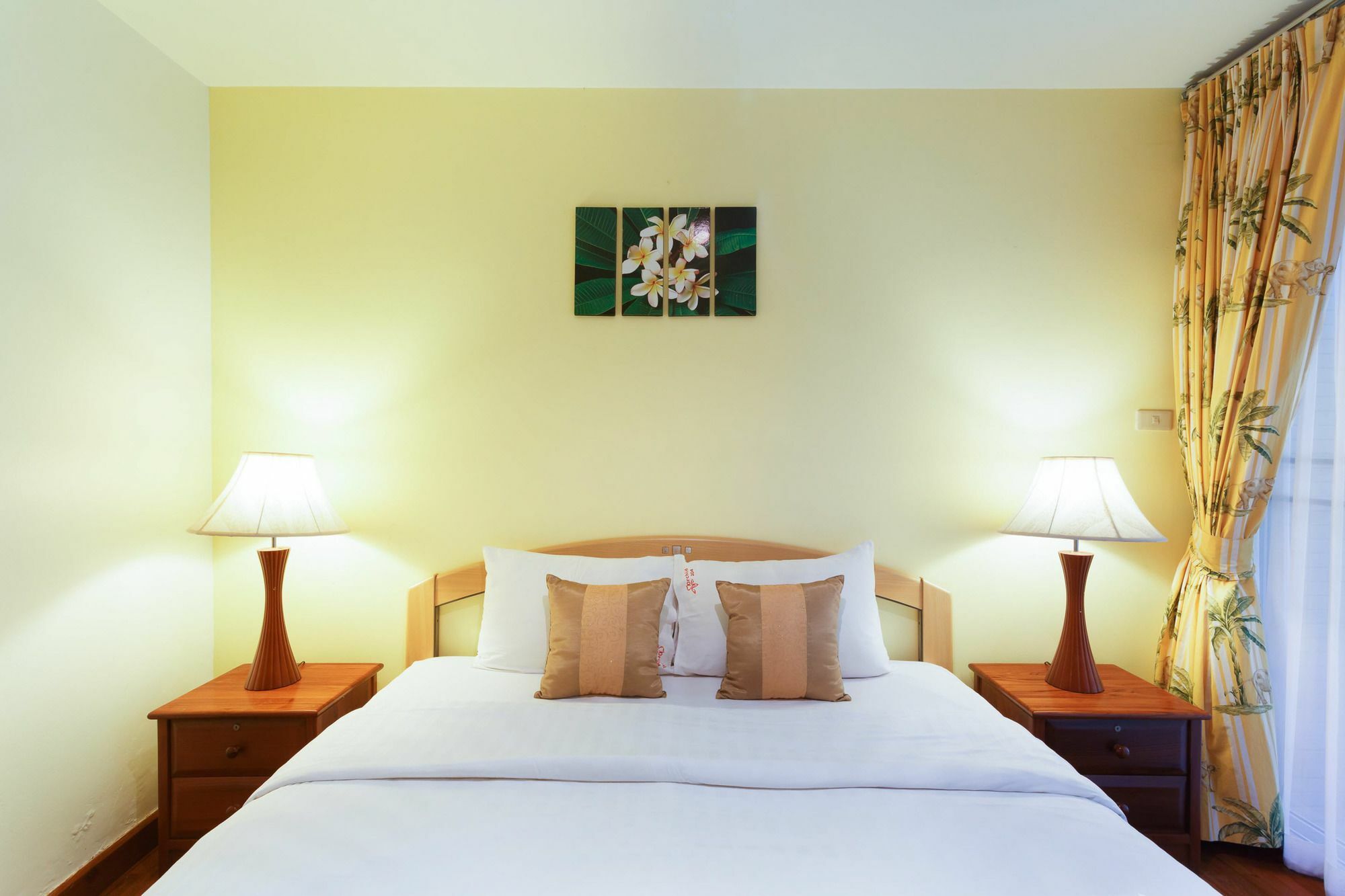 Baan Sansaran Beachfront Hua Hin