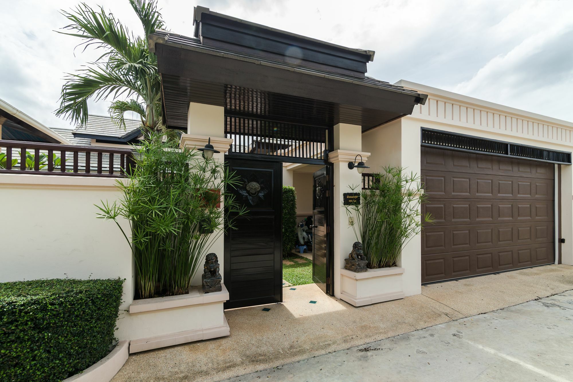 4 Bedroom Private Bali Style Hh1 *