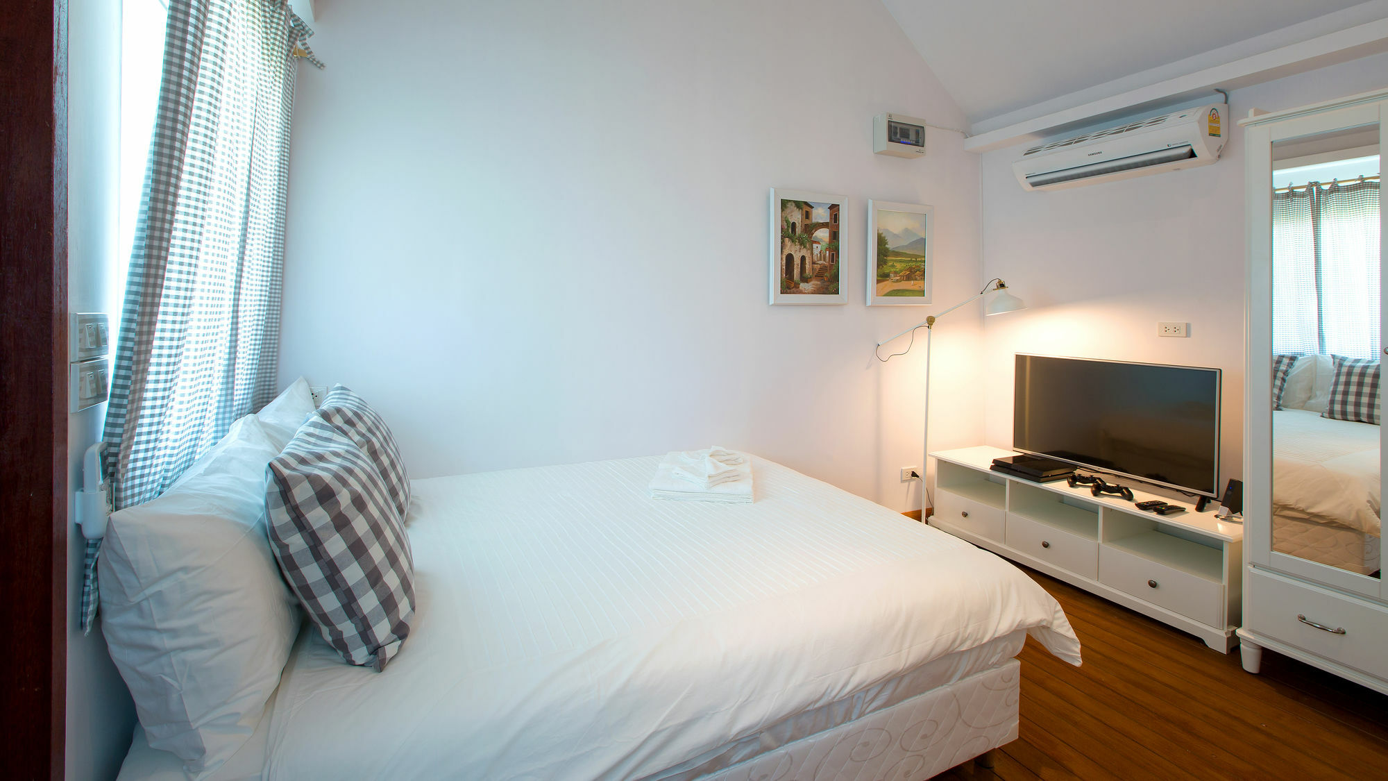 Electric Mango Luxury Tempat peranginan