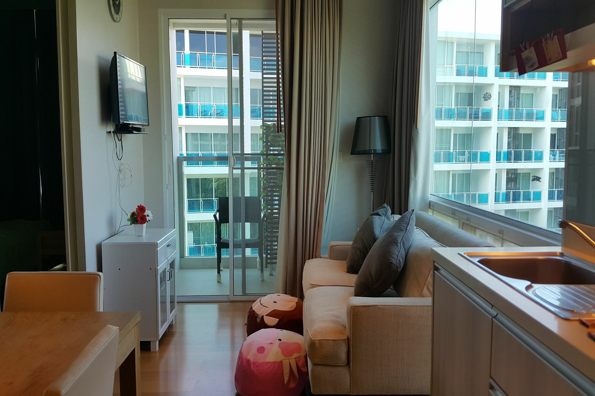 Amazi Hua Hin