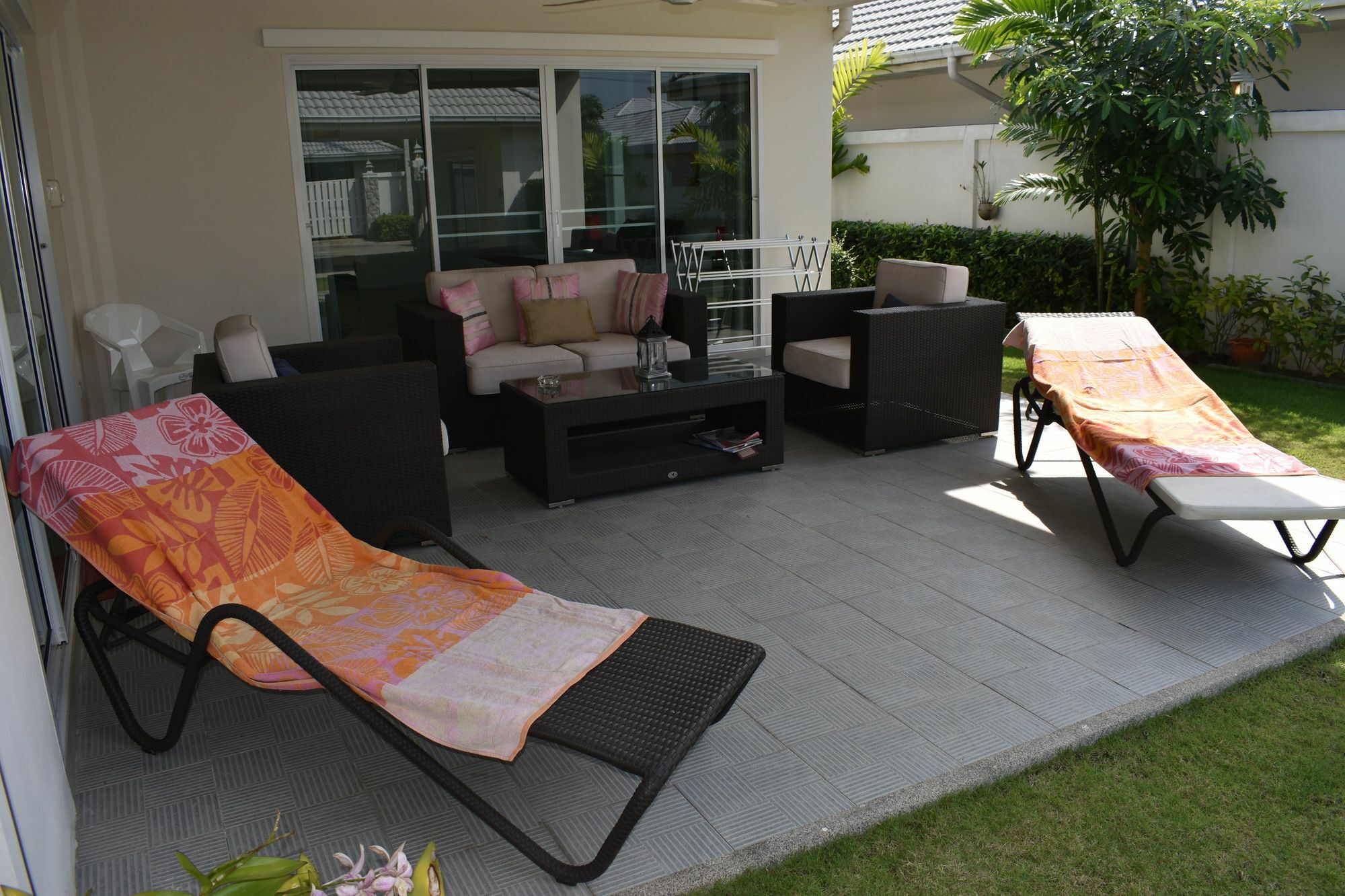 Sara Hua Hin