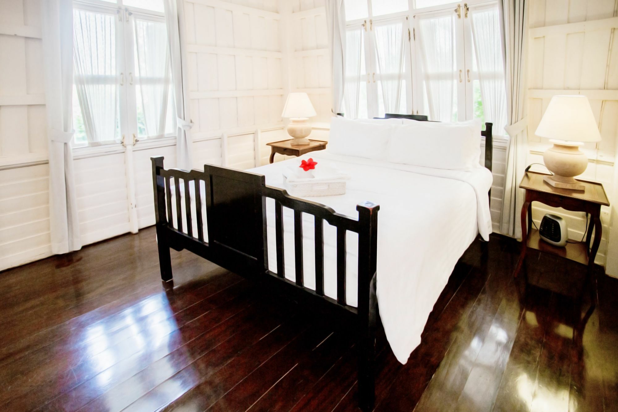 The Hen Private 3* Hua Hin