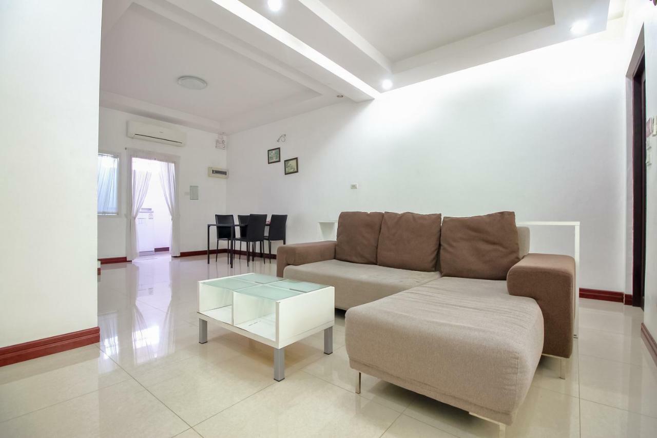 Baan Noppadol Hotel