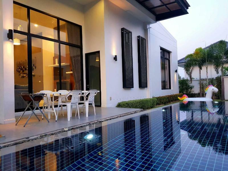 Biệt thự We By Sirin Pool