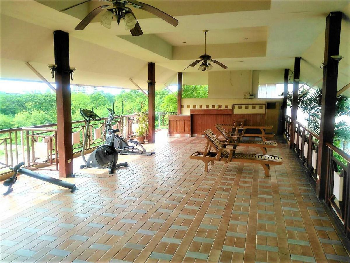 Hin Nam Sai Suay Apartment *