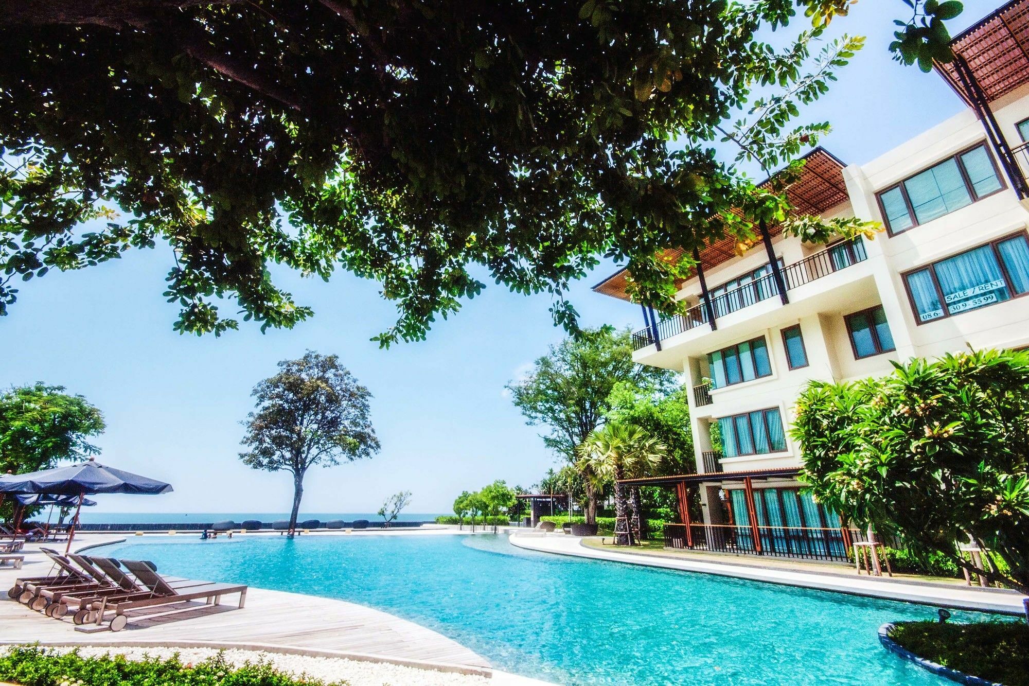 Hotel Baan Sansuk By Favstay 3*