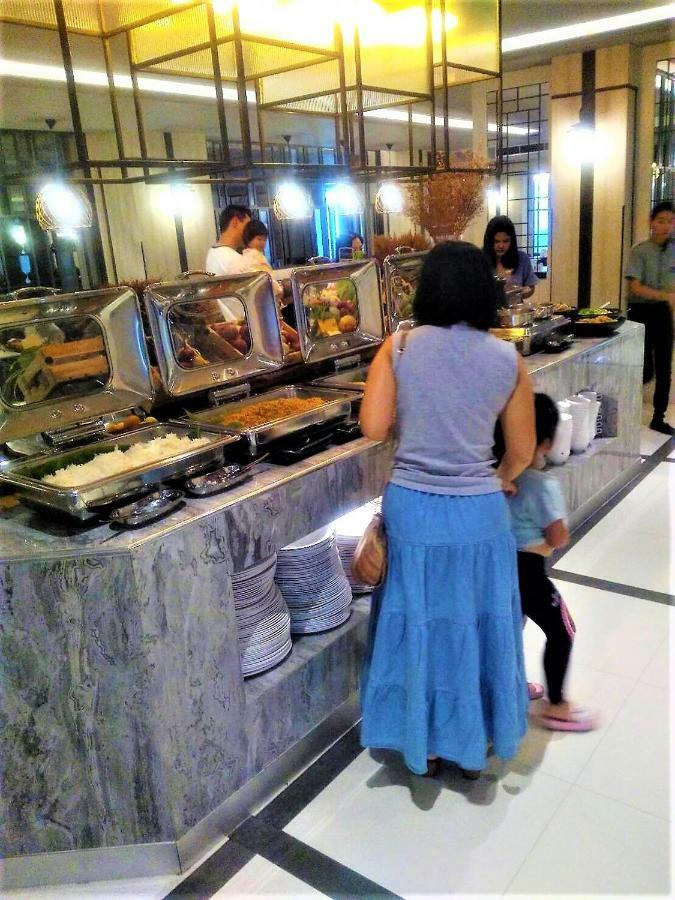 Apartment Hin Nam Sai Suay