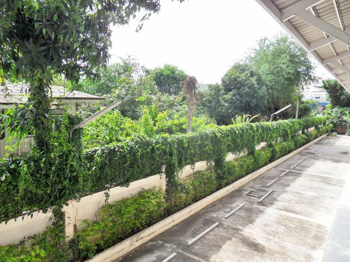Baan Klang Condominium 210 Apartment