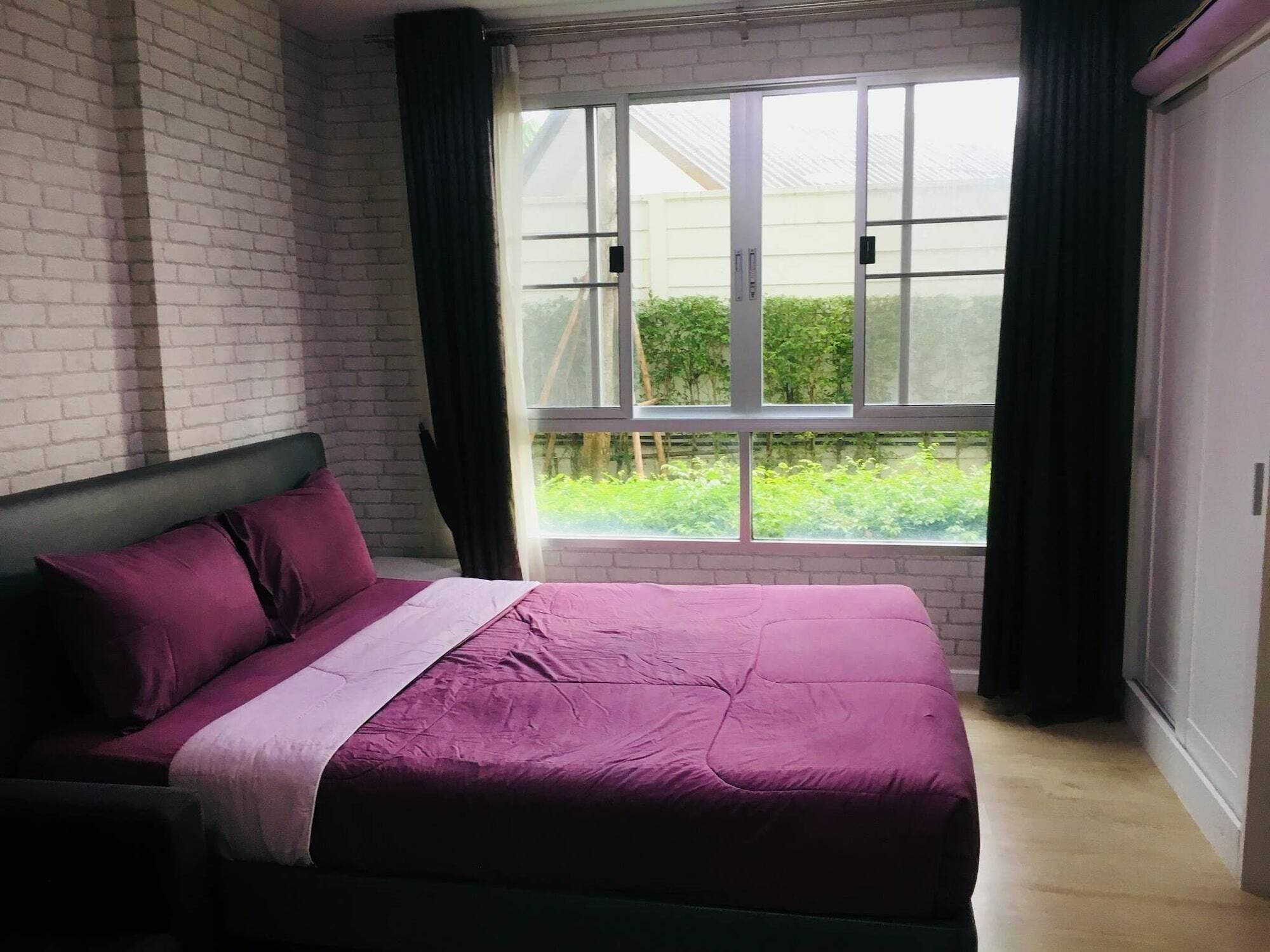 Baan Peang Ploen By Pim Hotel