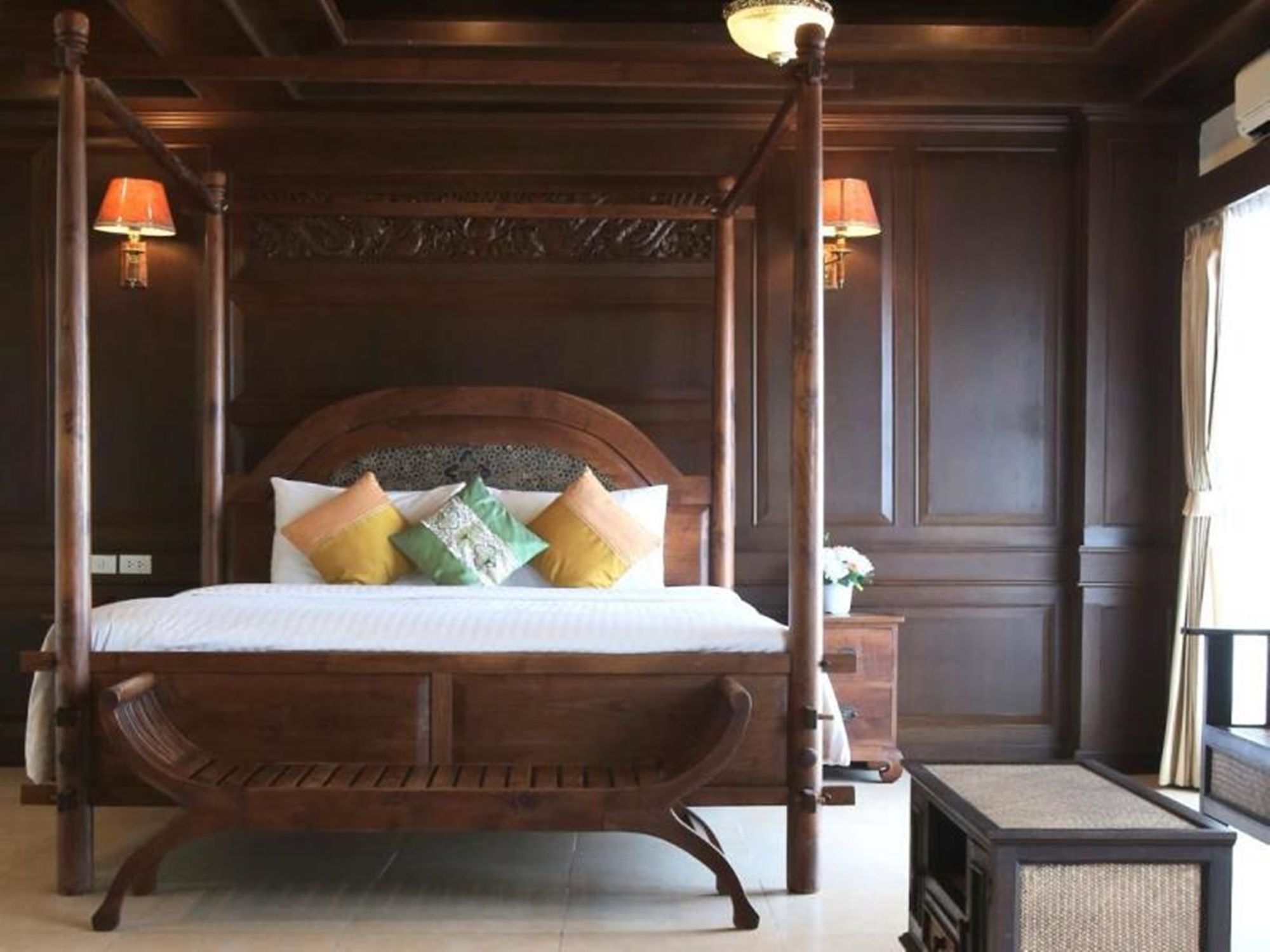 Hotel H2 2*