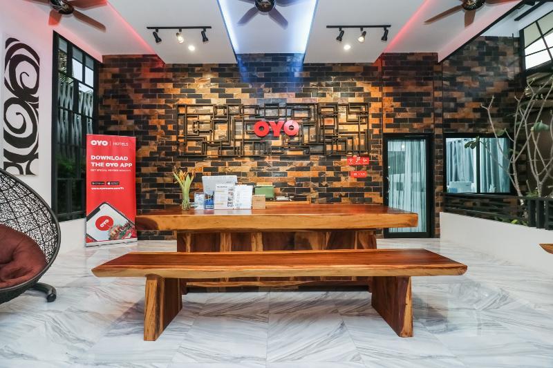 Hotel Baan Noppadol Loft 3*