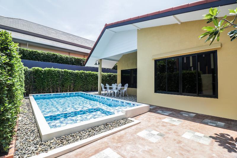Hotel Baan Noppadol Loft Hua Hin