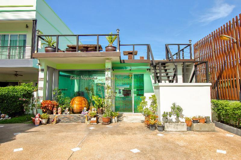 Baan Noppadol Hotel