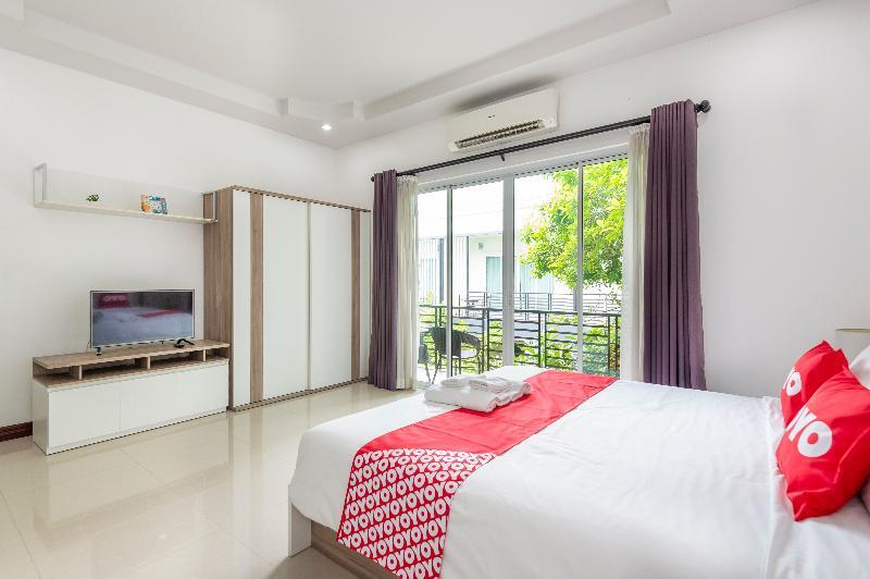 Hotel Baan Noppadol HHQ