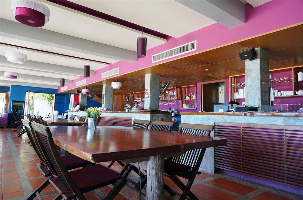 Veranda Hotel HHQ