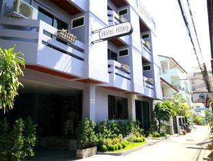 Alley Hotel