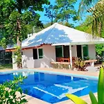Nicha Pool Villa