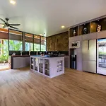 Secluded Oasis For Family And Friends Bm5