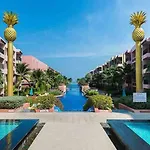 Marrakesh Huahin 4bedrooms suite with Jacuzzi 208