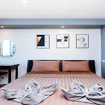 Soi 7 Hua Hin-Happy Rent