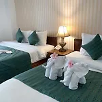 Hua Hin White Villa Hotel - Sha Certified