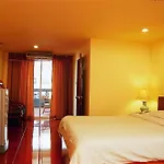 Highway Hotel