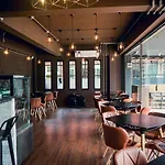 M.J. Gallery Poshtel