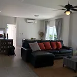 Sida Villa Tropical