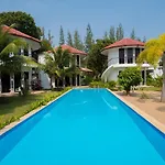 Mango Spa & Resort