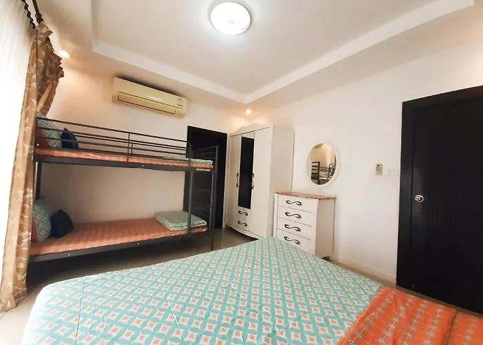 บ้านคาราโอเกะ พูลวิลล่า หัวหิน 3 ห้องนอน สระส่วนตัว พัก 6-15 คน