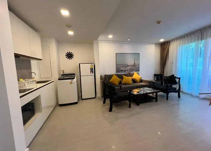 One Bedroom At Hua Hin Main Downtown With 5 Mins Walk To Beach