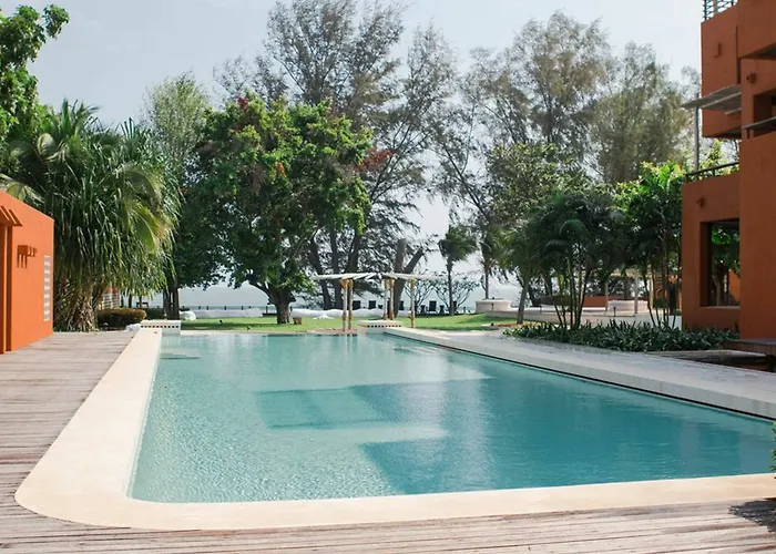 Las Tortugas Condominium