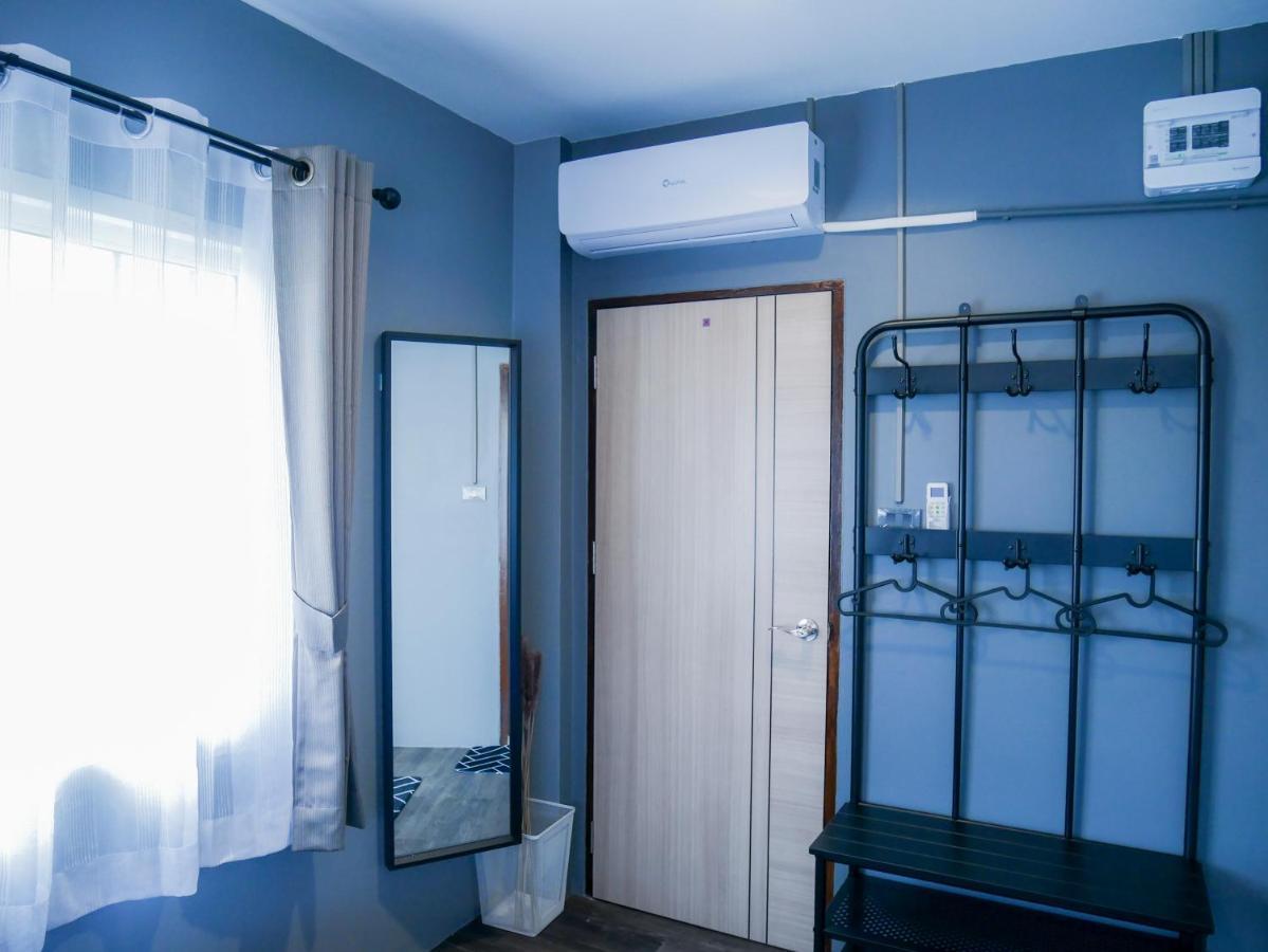 Varietyd-dayhostel *