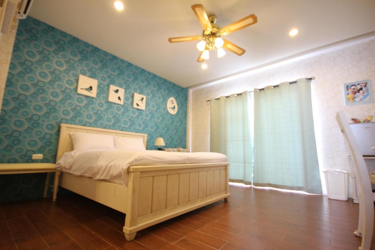 Vanilla Summer Hotel HHQ
