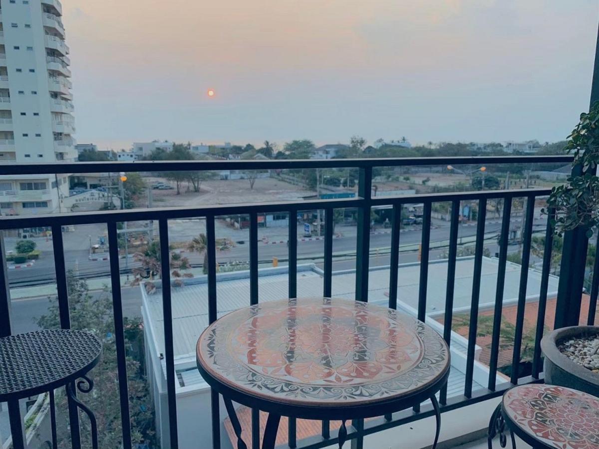 Great Sea View One Bed Condo, La Casita, Hua Hin. Pangsapuri *