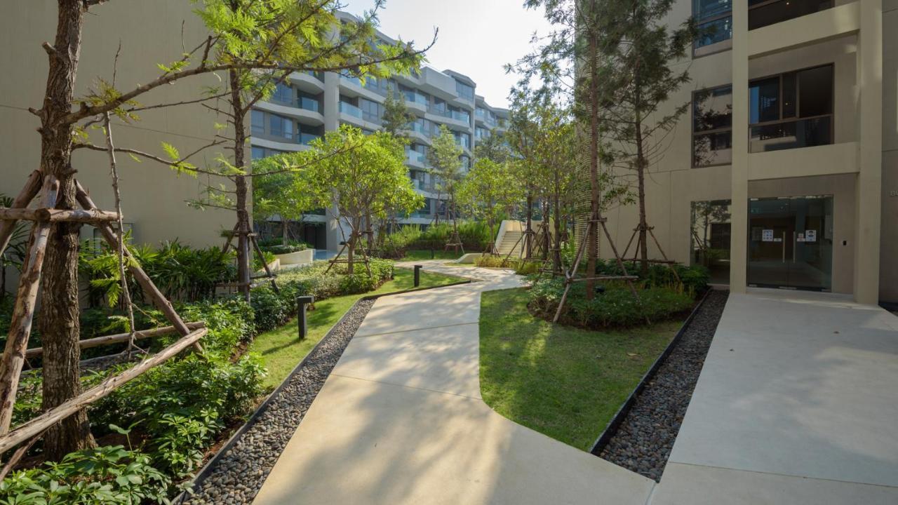 Veranda Beachfront Living * Hua Hin