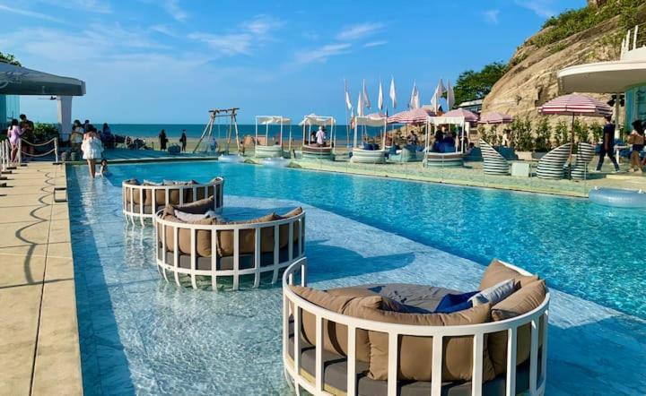 Veranda Beachfront Living * Hua Hin