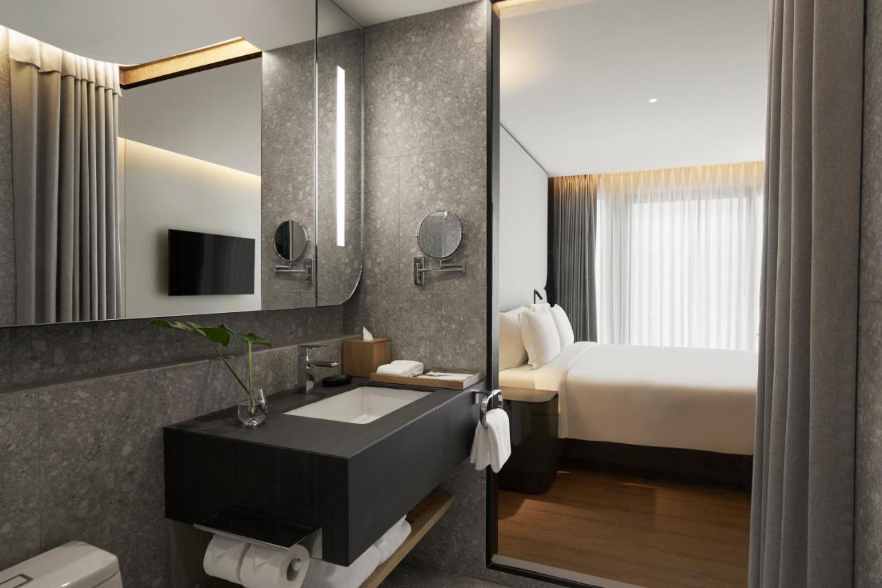 Hotel Dusitd2 4*