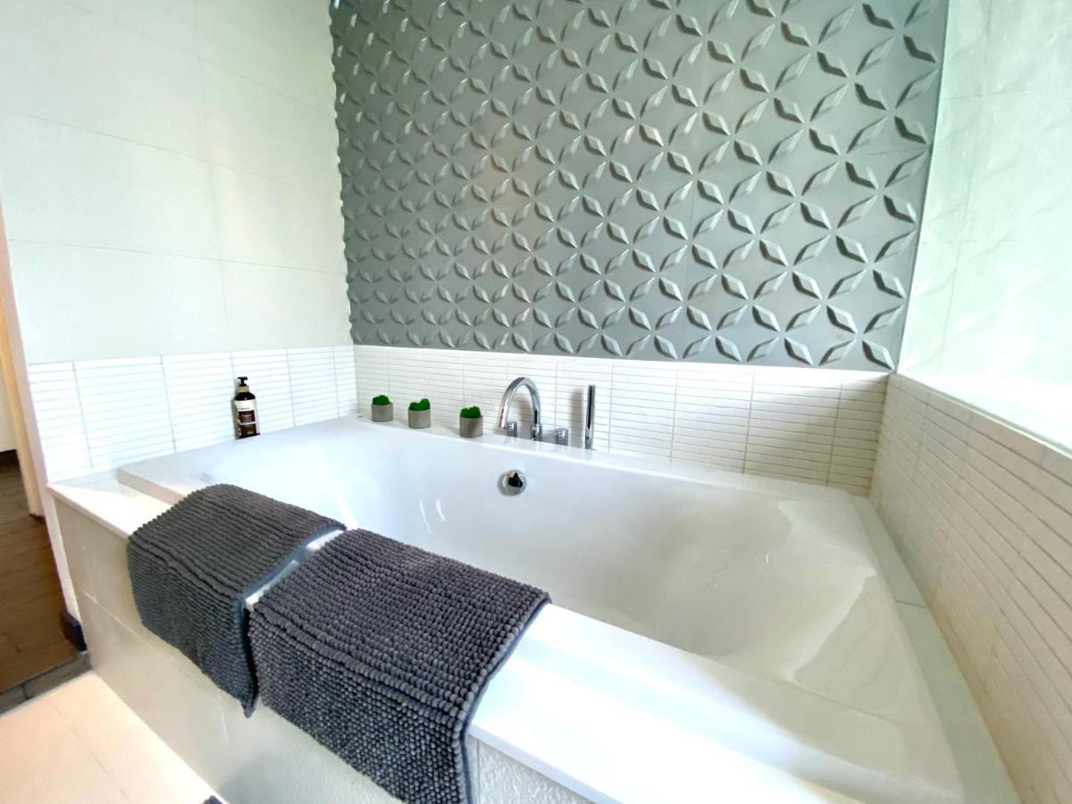 Apartment Malibu At Kao Tao Beachfront, Hua Hin *