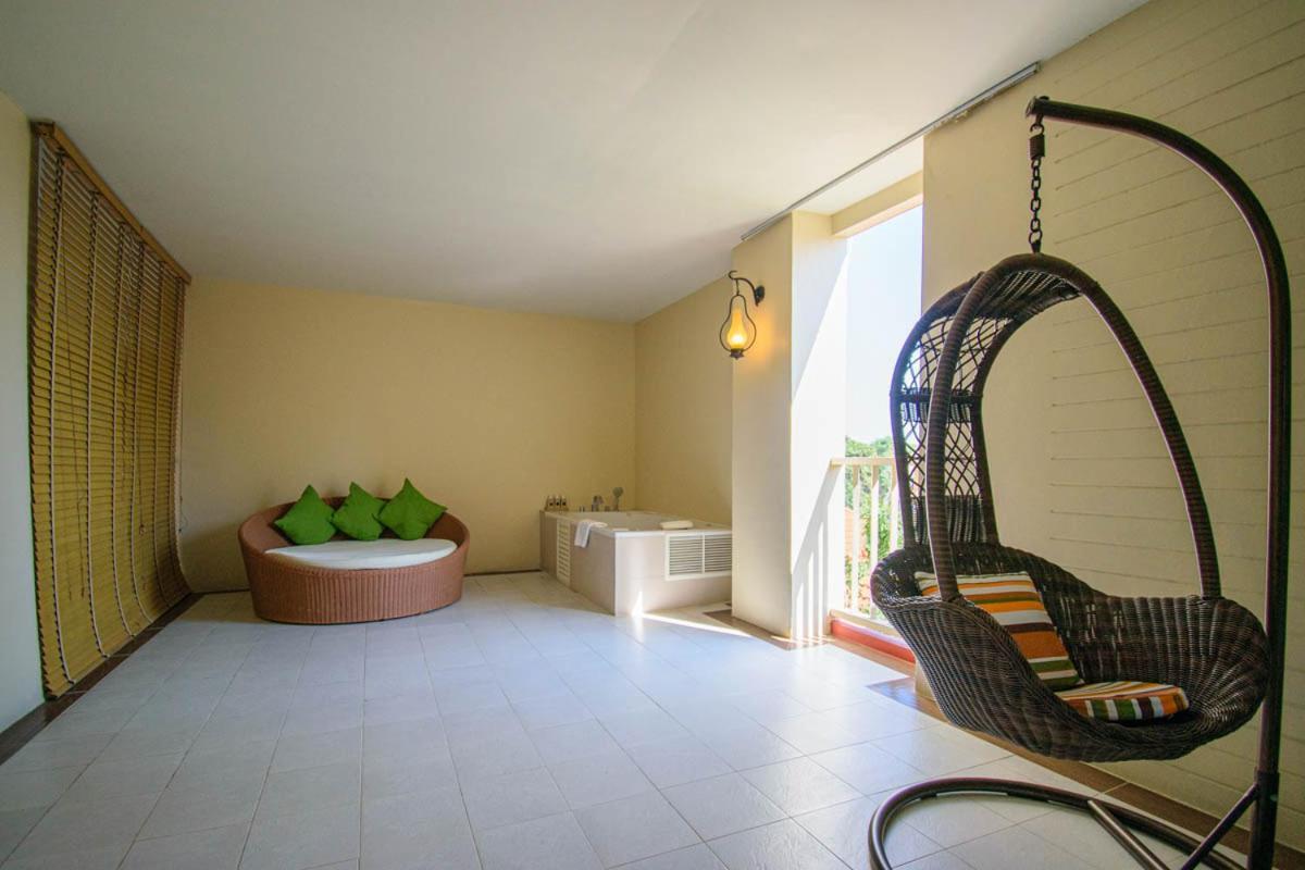 Hotel Kiang Haad HHQ