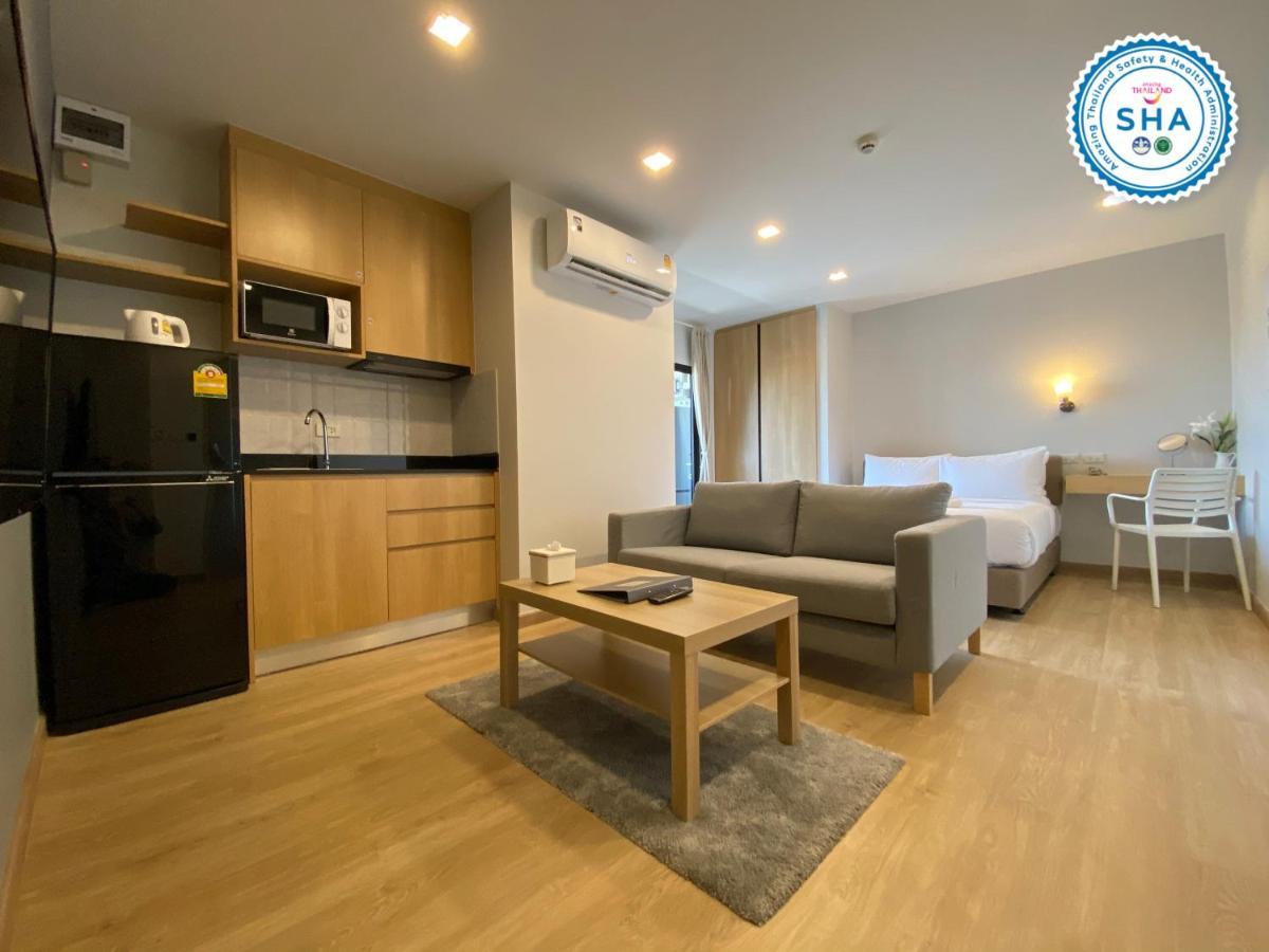 Hotel Maleesa Place HHQ