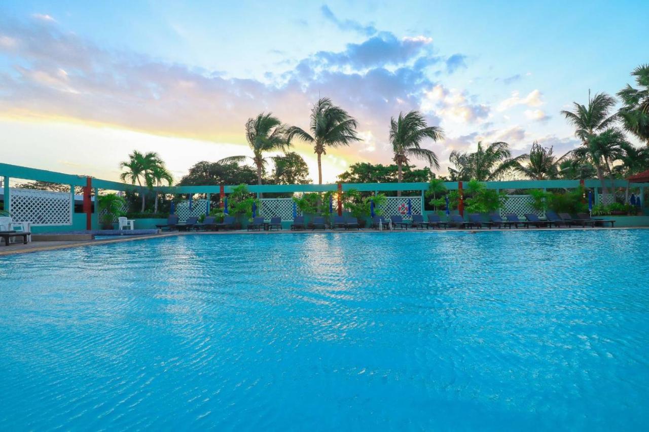 Grand And Plaza - Sha Extra Hotel 3*