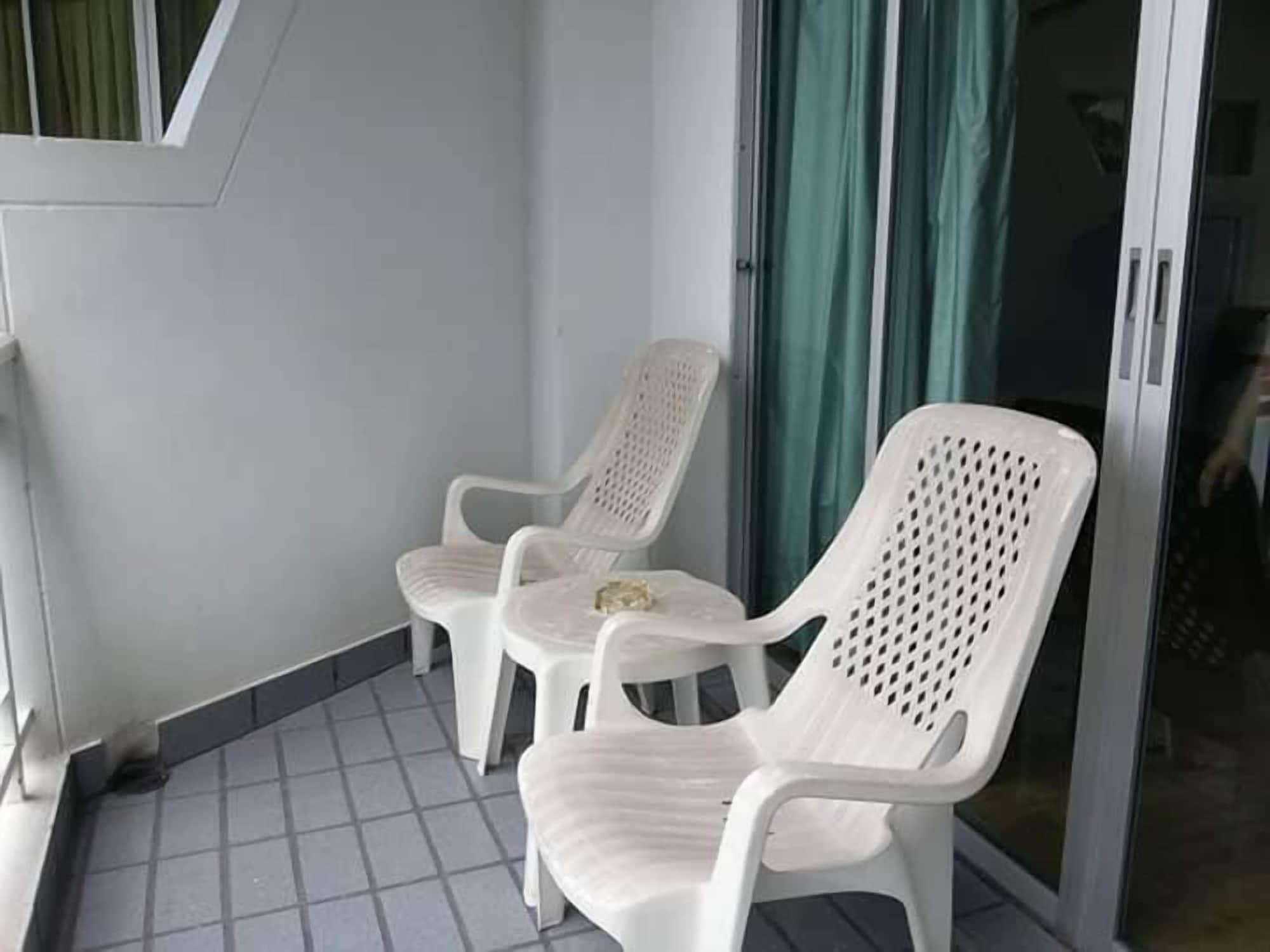 Baan Suksiri Inn Hua Hin
