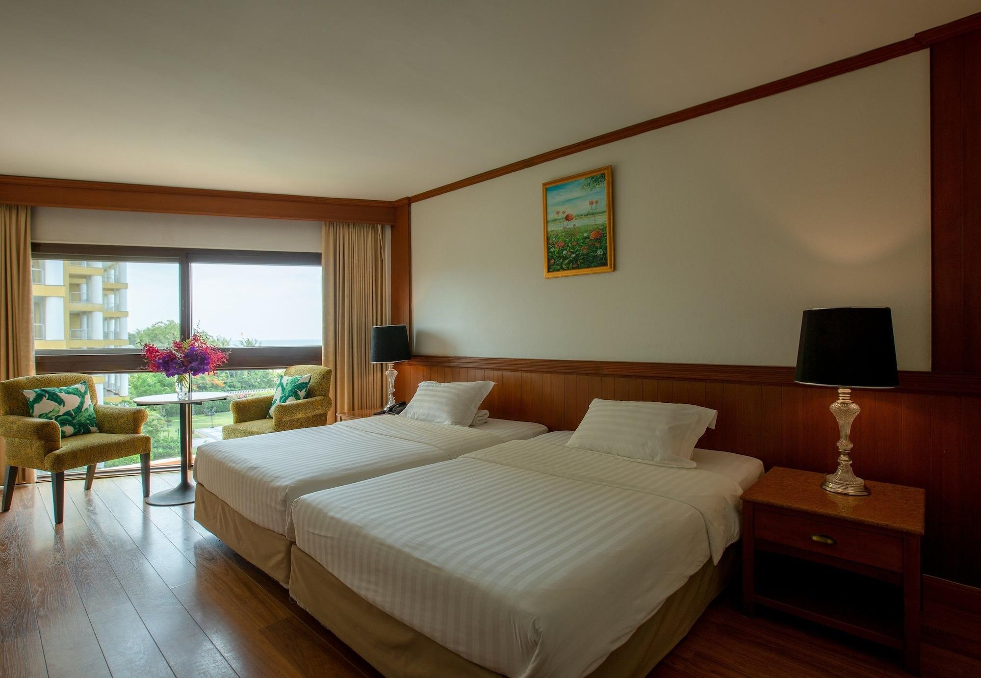 Hotel Sailom - Sha Extra