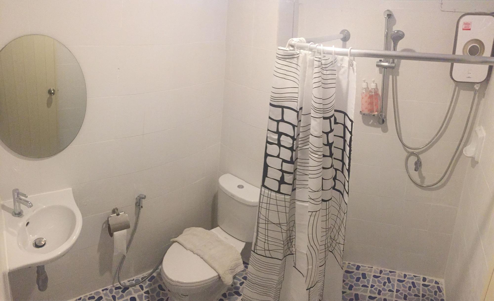 Chaba Hotel 2*