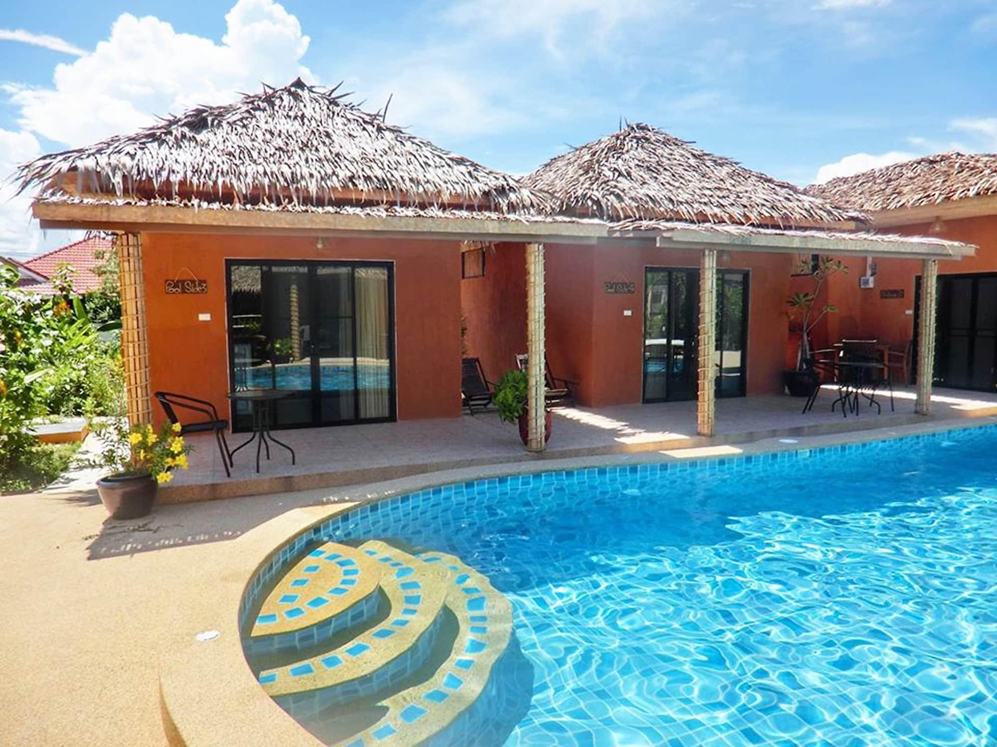 Panisara Pool Hotel 2*