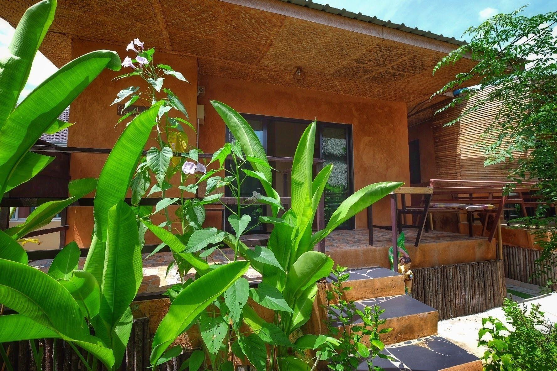 Panisara Pool Hotel HHQ