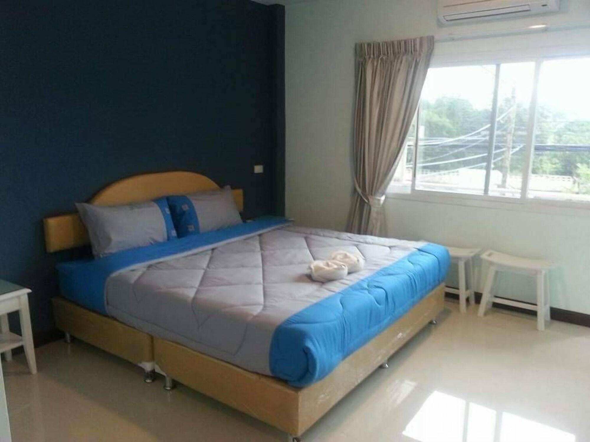 Hotel Baan Warddaw 2*