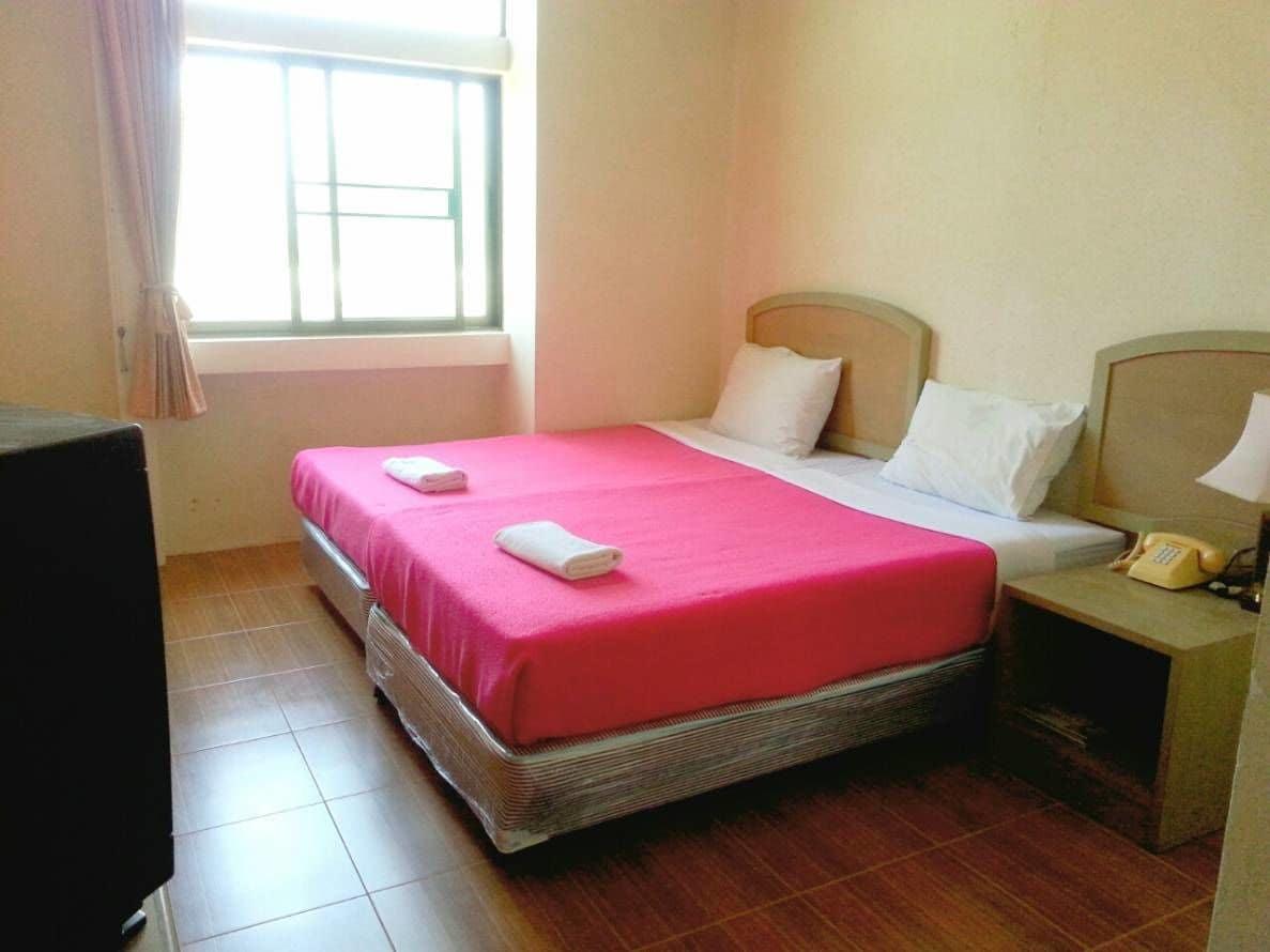 Hotel Baan Warddaw 2*
